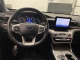 Used 2021 Ford Explorer XLT w/ Equipment Group 202A image 5