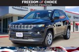 New 2025 Jeep Compass Latitude image 2