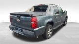 Used 2011 Chevrolet Avalanche LT image 5