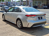 Used 2022 Toyota Corolla LE image 4