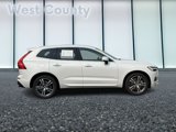 Certified 2021 Volvo XC60 T6 Momentum w/ Premium Package image 2