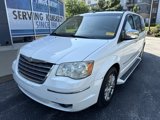 Used 2008 Chrysler Town & Country Limited w/ Entertainment Group #3 image 2