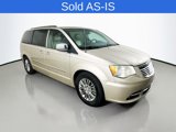 Used 2013 Chrysler Town & Country Touring-L w/ Driver Convenience Group image 4