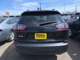 Used 2023 Jeep Cherokee Altitude Lux image 5