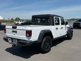 Used 2023 Jeep Gladiator Sport w/ Off Road Group image 3