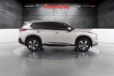 Used 2021 Nissan Rogue SL image 3