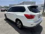 Used 2018 Nissan Pathfinder SV image 4