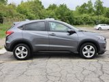 Used 2016 Honda HR-V EX image 2