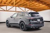 Used 2021 Porsche Cayenne image 3