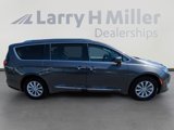 Certified 2019 Chrysler Pacifica Touring-L w/ Advanced Safetytec Group image 6
