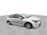 Used 2022 Toyota Corolla LE image 2