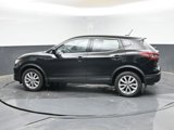 Used 2022 Nissan Rogue Sport S image 2