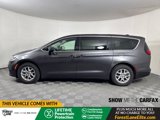 Used 2023 Chrysler Pacifica Touring-L image 4