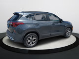 Used 2022 Kia Seltos EX image 4