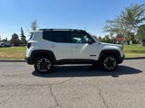 Used 2016 Jeep Renegade Trailhawk image 3