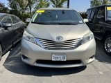 Used 2015 Toyota Sienna LE image 2