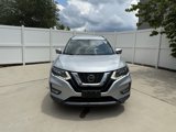 Used 2019 Nissan Rogue SL image 2
