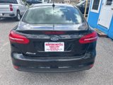 Used 2017 Ford Focus S image 4