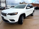 Used 2019 Jeep Cherokee Latitude Plus w/ Cold Weather Group image 5
