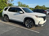 Used 2023 Honda Pilot Touring image 5
