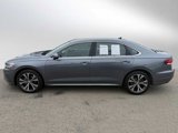 Used 2022 Volkswagen Passat 2.0T SE image 2