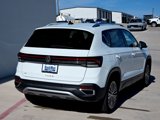 New 2025 Volkswagen Taos SE image 4