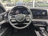 Used 2023 Hyundai Elantra Limited image 4
