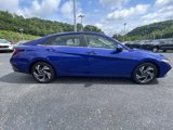 Used 2024 Hyundai Elantra SEL w/ Convenience Package image 2