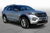 Used 2020 Ford Explorer XLT w/ Equipment Group 202A image 2