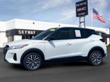 Used 2023 Nissan Kicks SV image 2