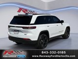 Used 2023 Jeep Grand Cherokee Altitude image 4