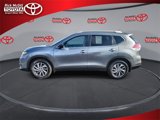 Used 2016 Nissan Rogue SL w/ SL Premium Package image 5