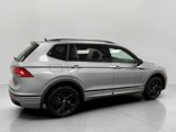 New 2024 Volkswagen Tiguan SE R-Line image 2