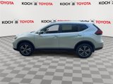 Used 2019 Nissan Rogue SV w/ Premium Package image 5
