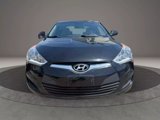 Used 2014 Hyundai Veloster image 2