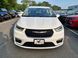 Used 2022 Chrysler Pacifica Touring-L image 3