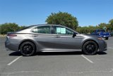 Used 2018 Toyota Camry XSE image 3