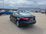Used 2022 Toyota Corolla LE image 5