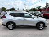 Used 2018 Nissan Rogue SV w/ Premium Package image 6