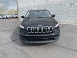 Used 2016 Jeep Cherokee Latitude w/ Comfort/Convenience Group image 2