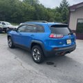 Used 2019 Jeep Cherokee Trailhawk image 2