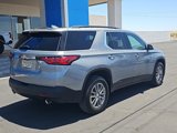 Used 2023 Chevrolet Traverse LT image 3