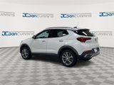 Used 2022 Buick Encore GX Essence w/ Experience Buick Package image 6