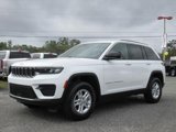 New 2025 Jeep Grand Cherokee Laredo w/ Luxury Tech Group I image 3