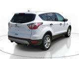 Used 2017 Ford Escape SE image 4