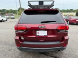 Used 2020 Jeep Grand Cherokee Laredo image 4