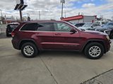 Used 2020 Jeep Grand Cherokee Laredo image 4