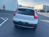 Certified 2025 Volvo XC40 B5 Plus image 5