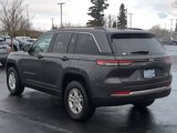 Certified 2024 Jeep Grand Cherokee Laredo image 3