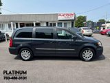 Used 2014 Chrysler Town & Country Touring image 2